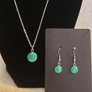 Green & Silver Necklace & Earrings Set